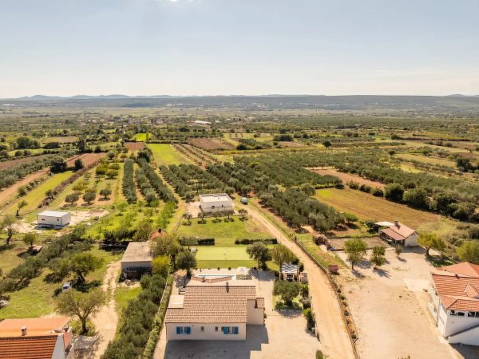 Casa Kamber with pool - Image-tags.info