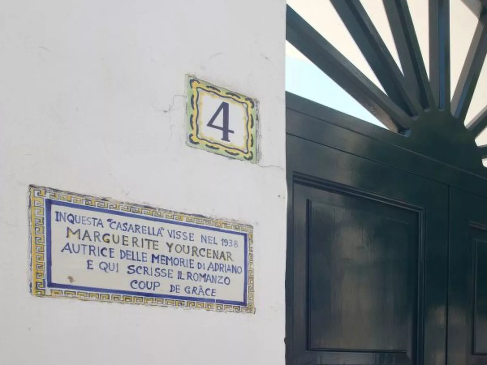 L'affresco caprese a 10 minuti dalla piazzetta - Buiten