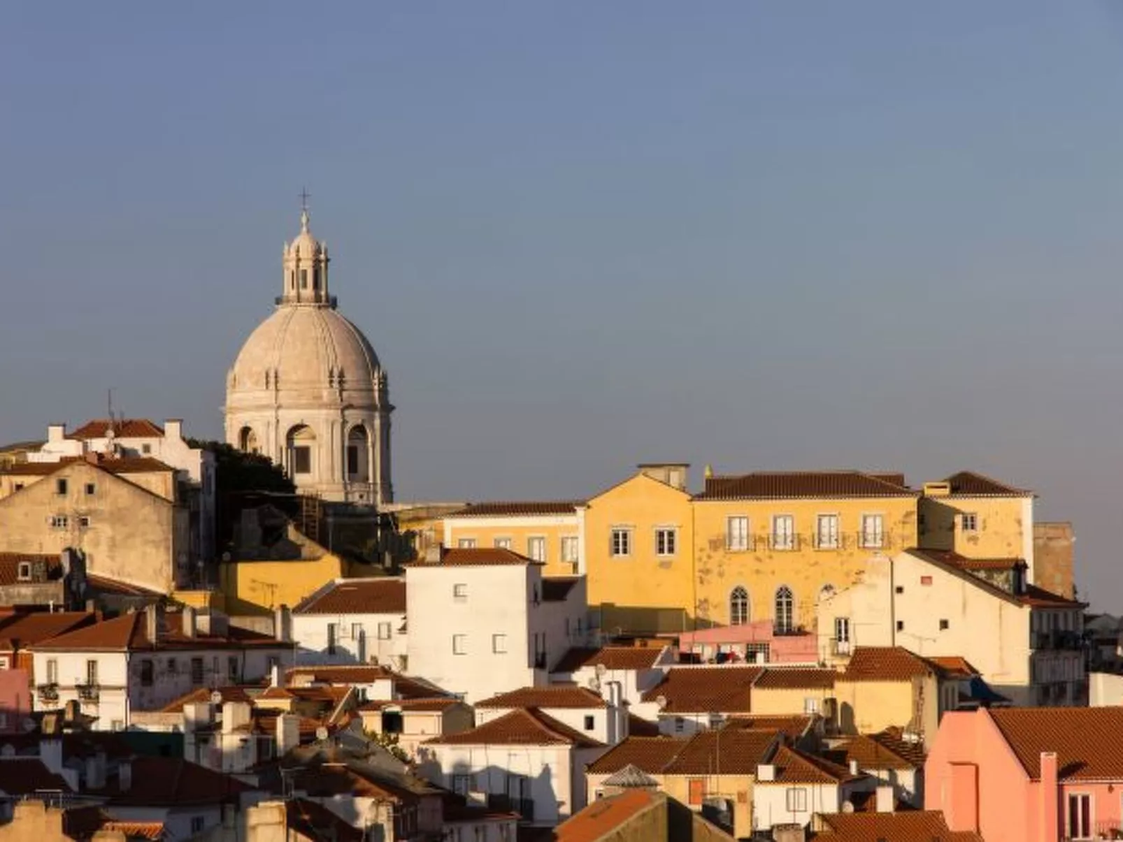 Alfama District Apartments - Santiago - Buiten