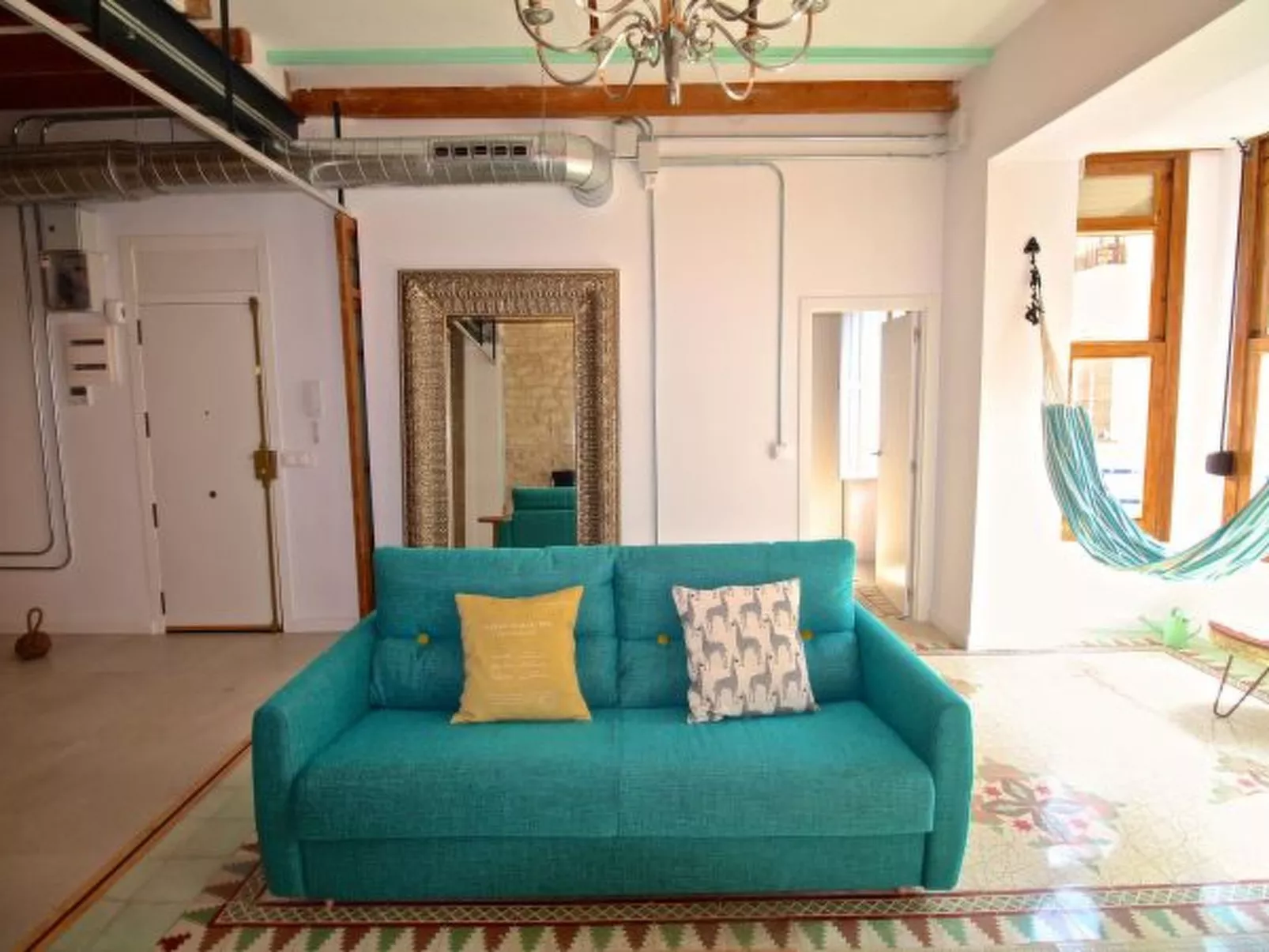 APART. GRANDE Y LUMINOSO EN EL CENTRO DE ALICANTE - Binnen