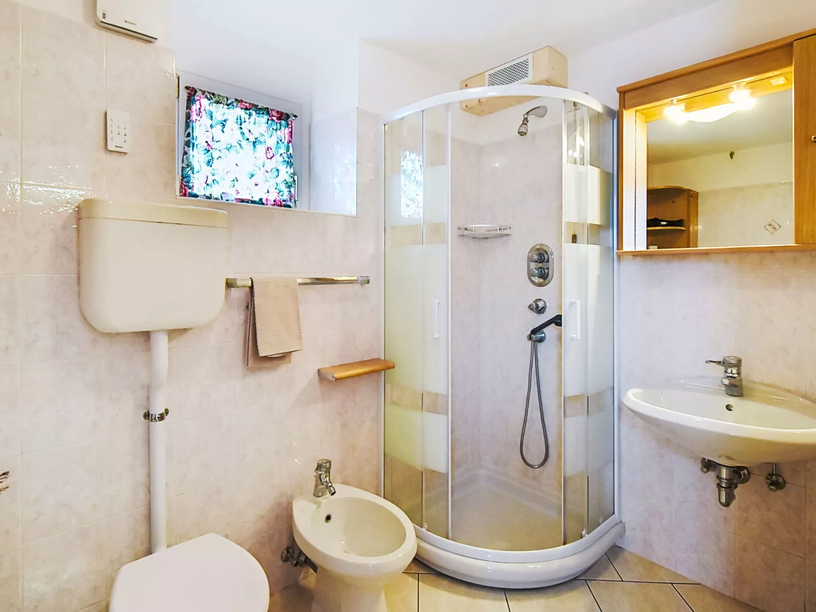 San Pietro Mountain Flat - Binnen