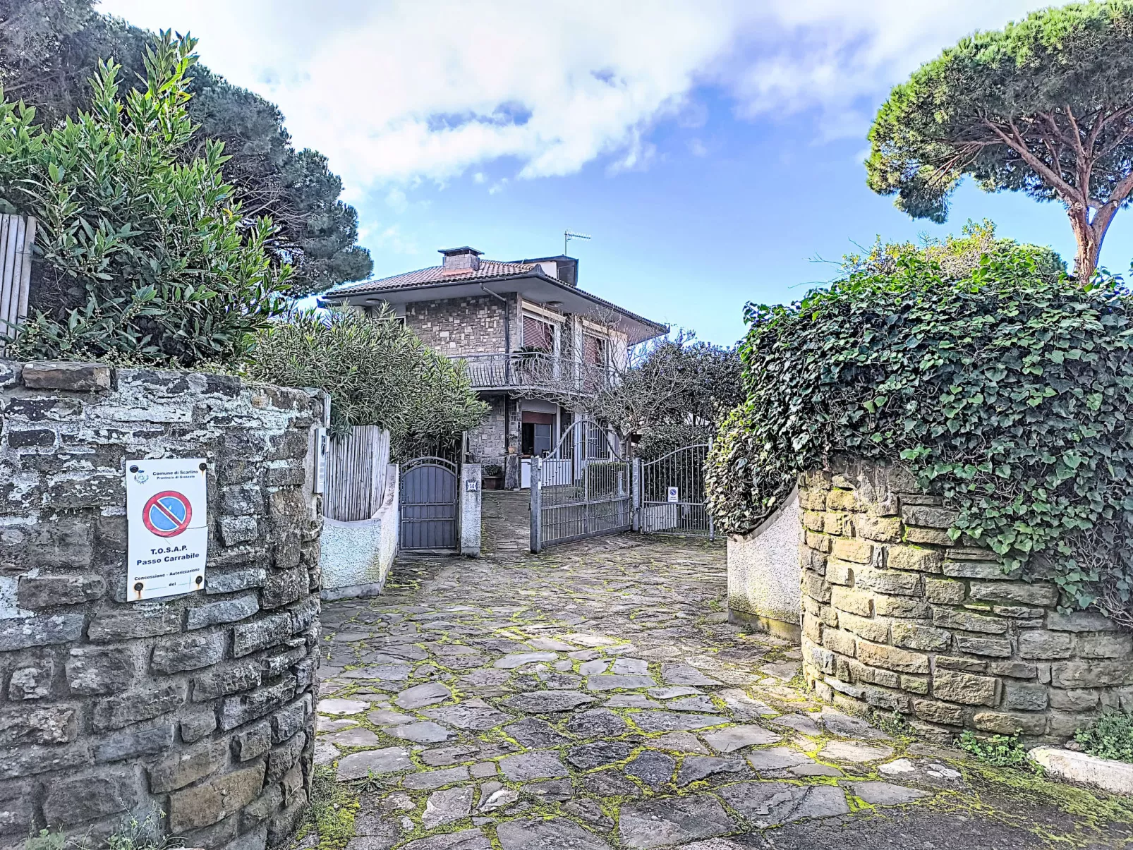 Atelier Vella - Buiten