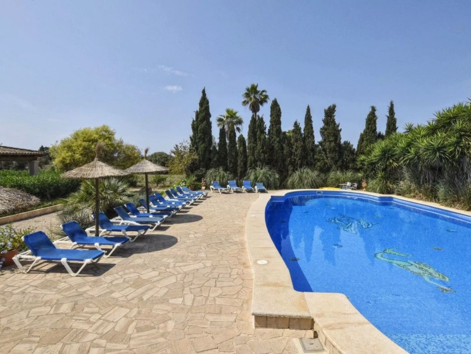 In Campos mit Privatem Pool - Buiten