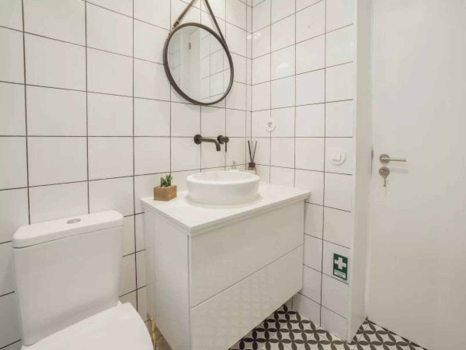 PORTO PANORAMIC VIEWS WITH TERRACE by VACATIONY - Binnen