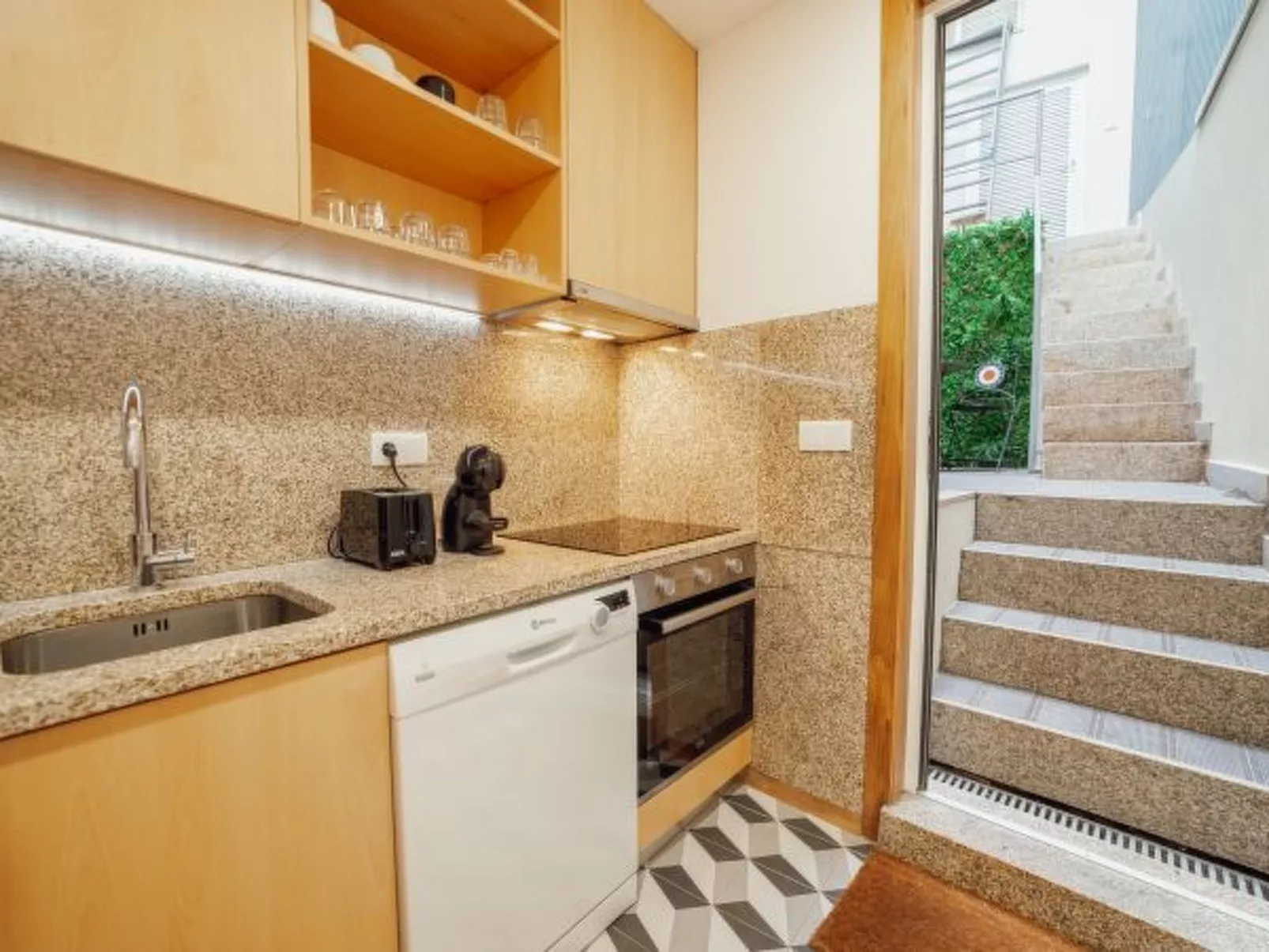 CHILLOUT TRINDADE HOME by VACATIONY - Binnen