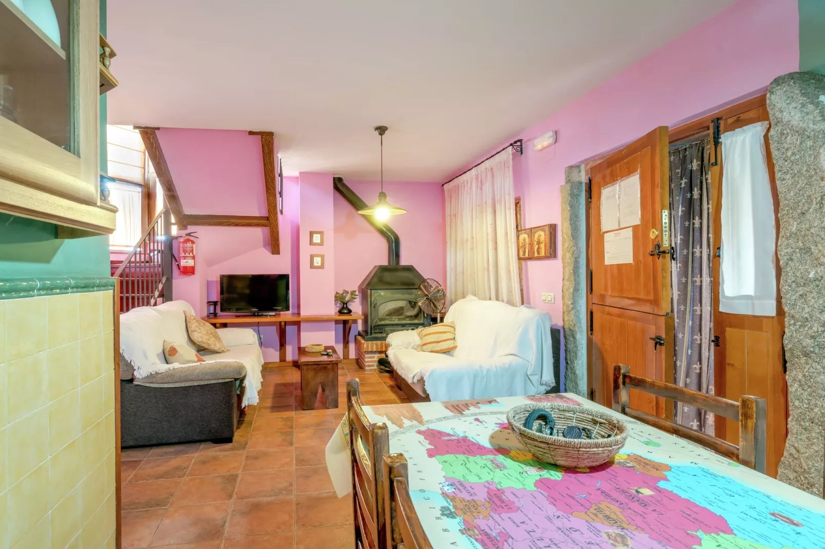 Casas Rurales Acebuche Casereña - Eetkamer