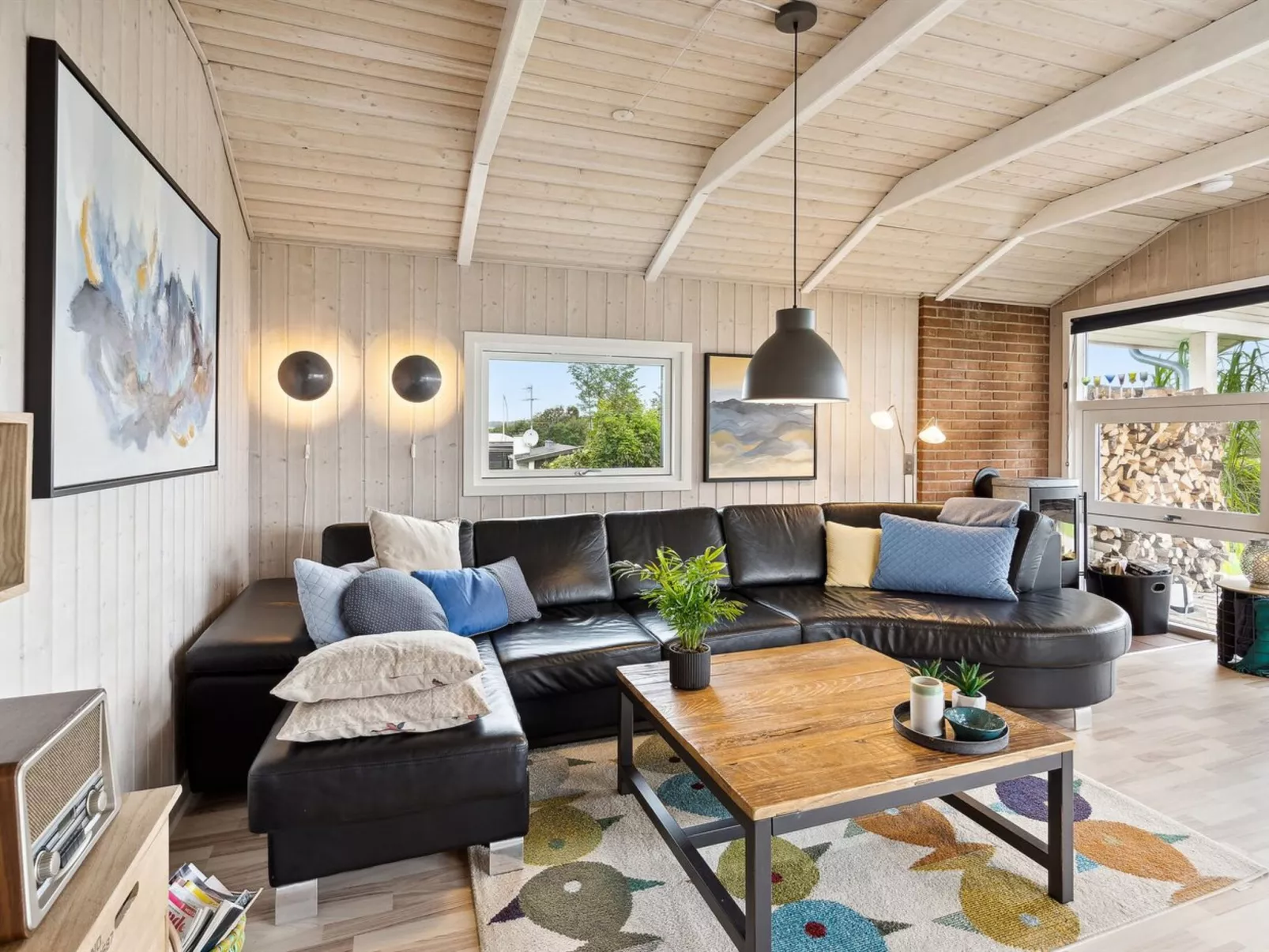 "Hjalmsvider" - 300m from the sea - Binnen