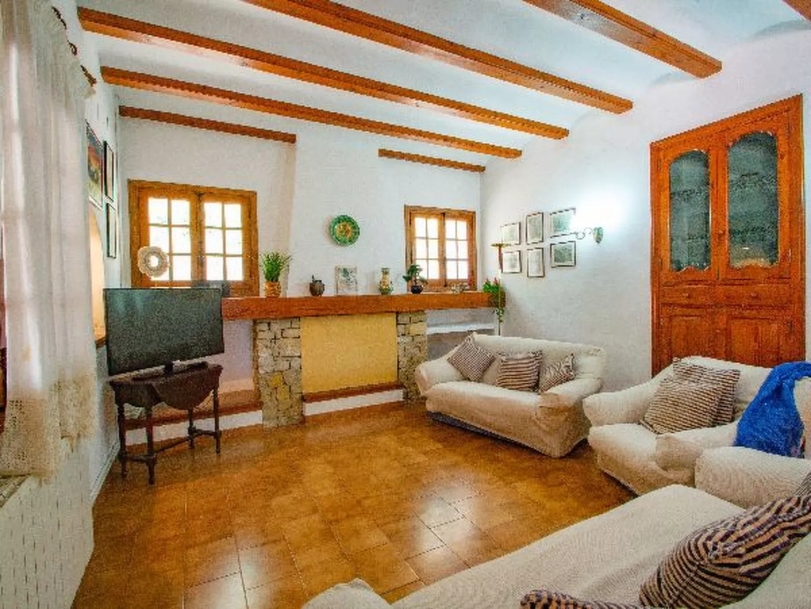 Villa Rocky - Plusholidays - Image-tags.info