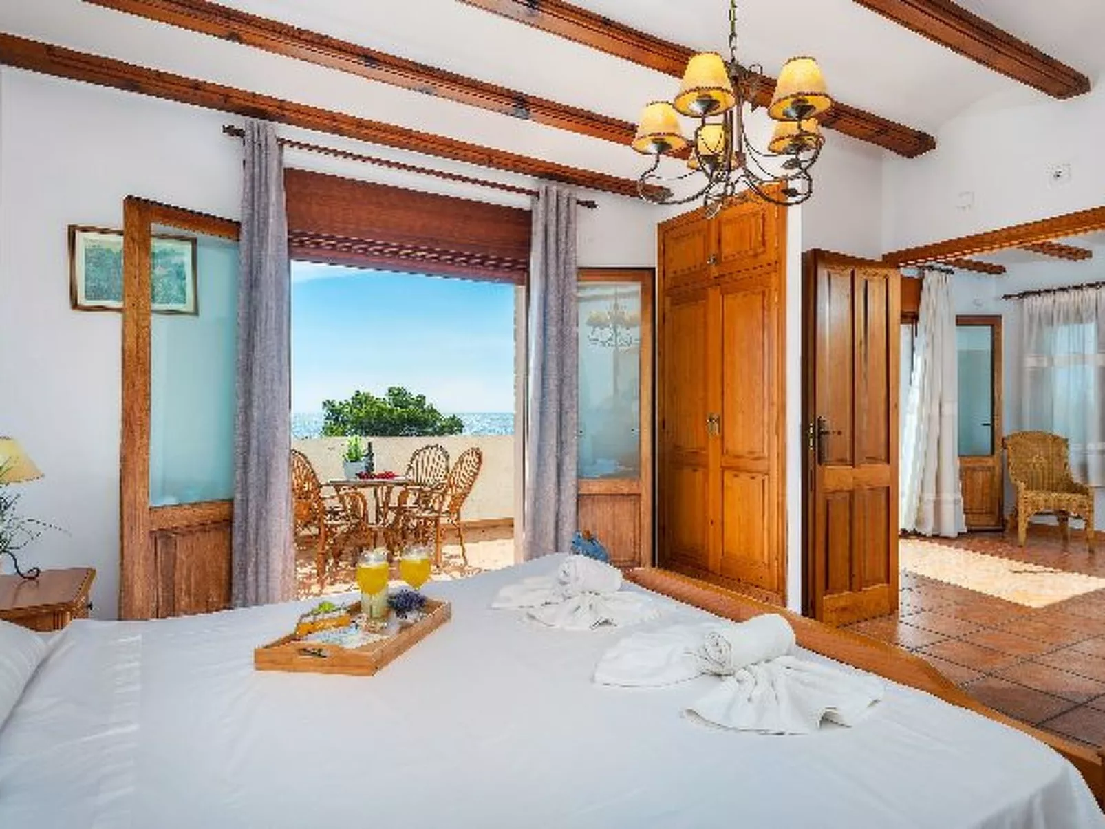 Villa Diego - PlusHolidays - Image-tags.info