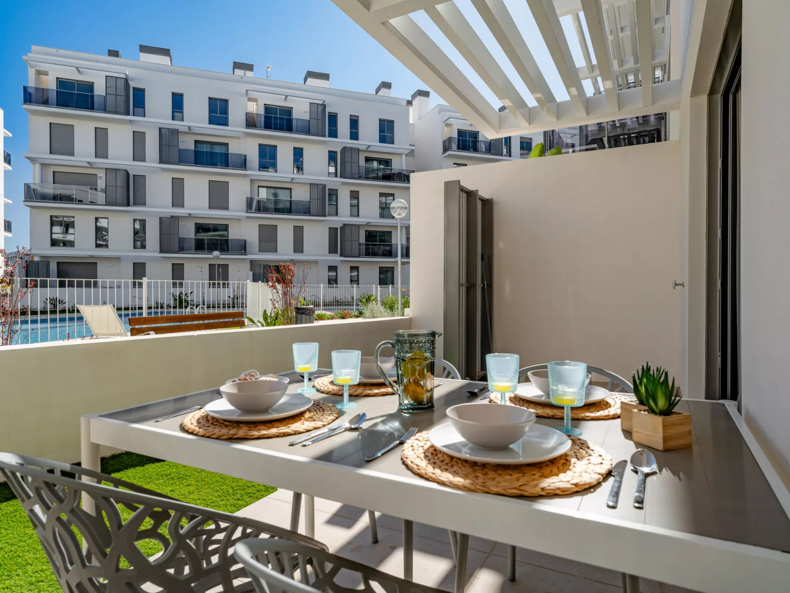 Marina Real III - Buiten