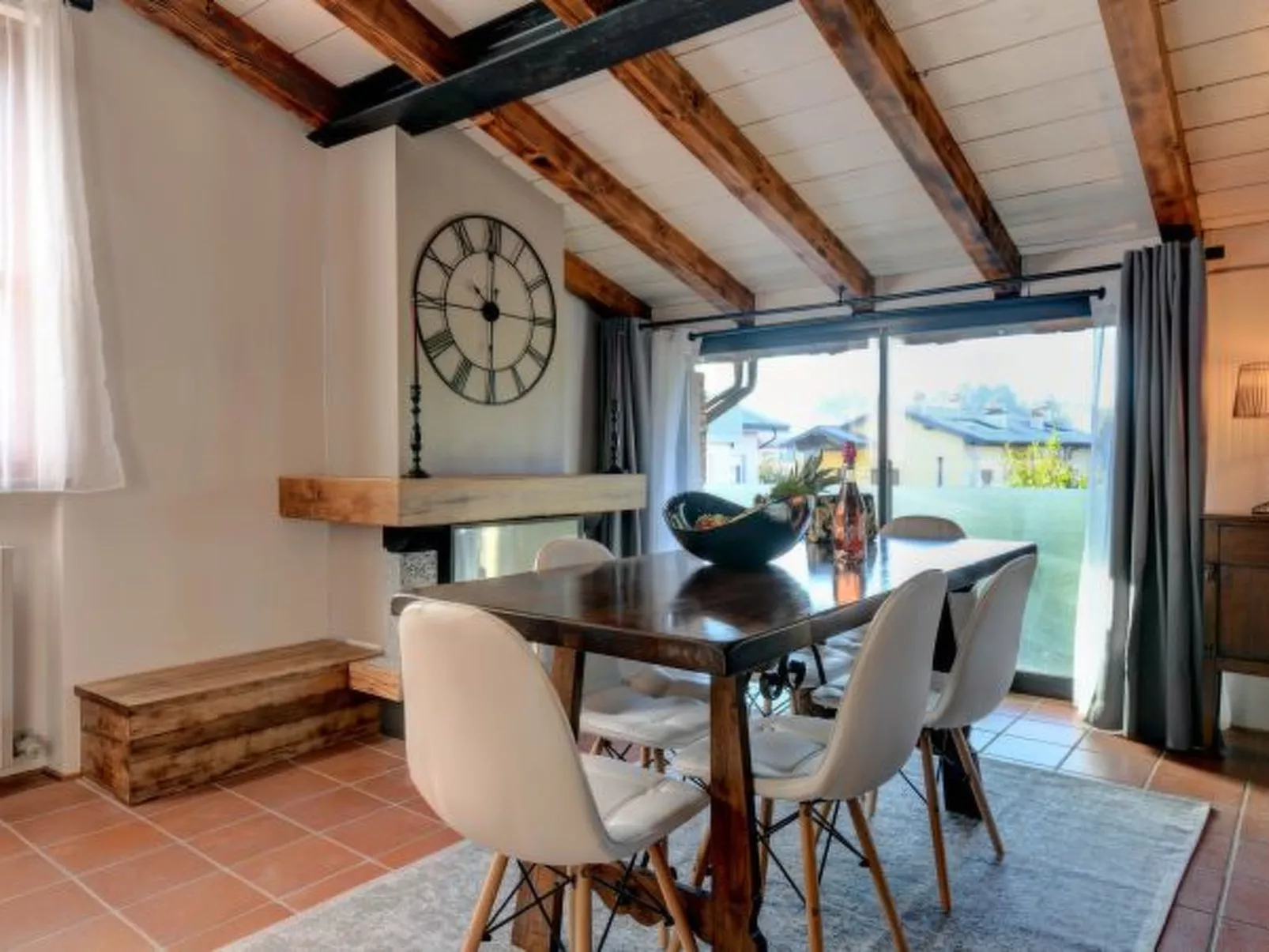 Desenzanoloft Swarovski & Pool - Image-tags.info