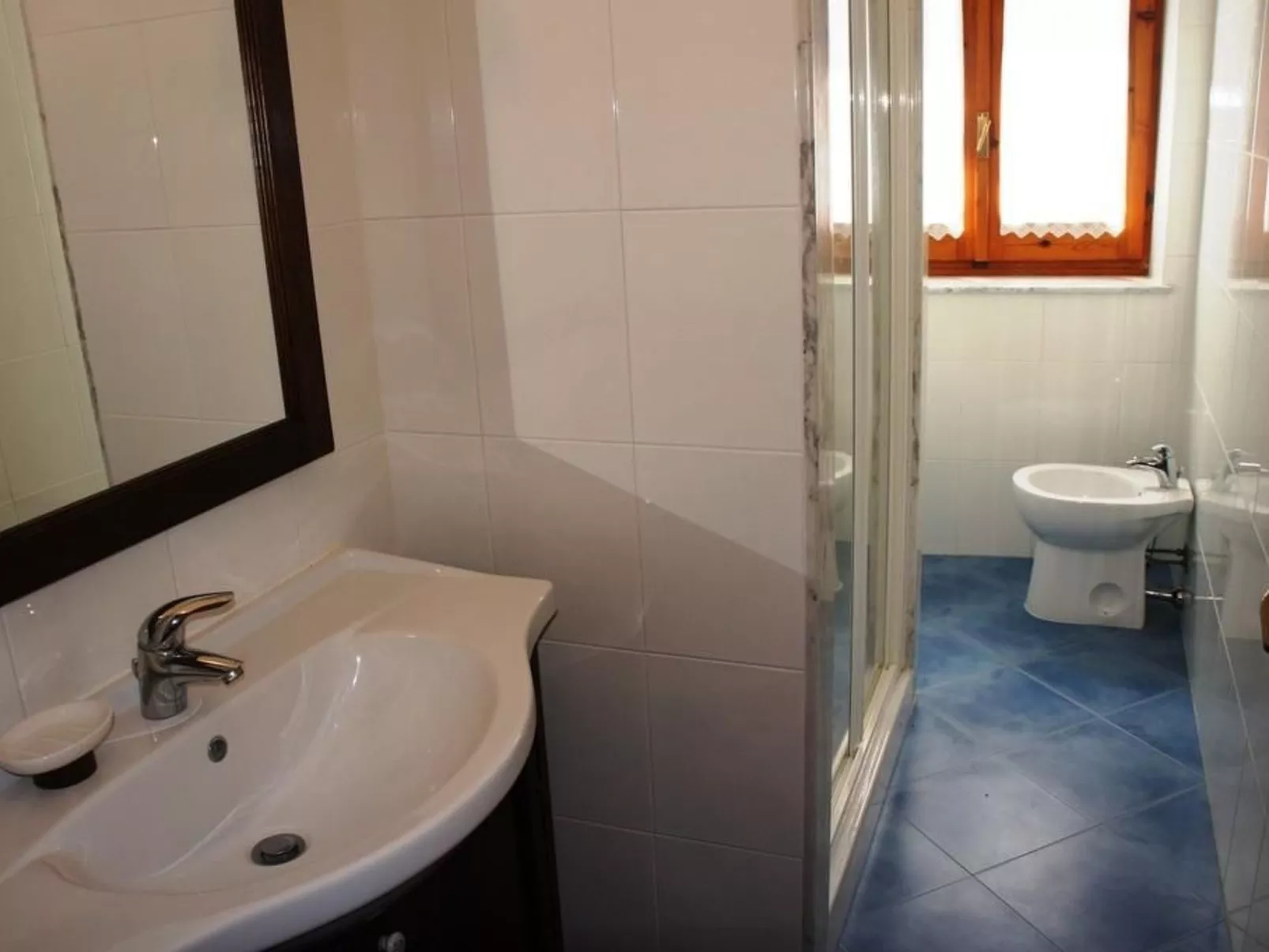 Haus in Calasetta mit Grill und Garten - Binnen