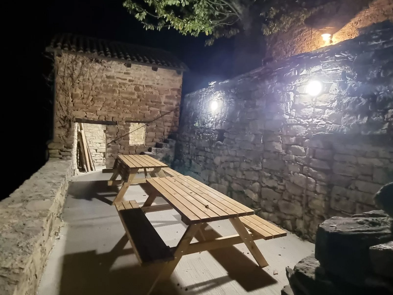 Rustikales und charmantes Doppelzimmer "Olmo Gentile" - Buiten