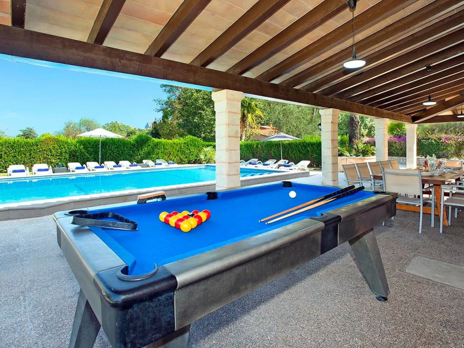 Impresionate Villa para 12 , Cala San Vicente - Buiten