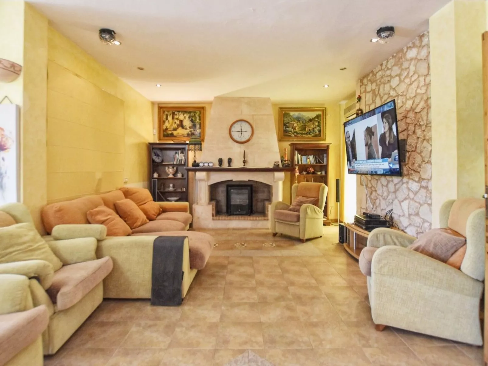 In Campos mit Privatem Pool - Binnen