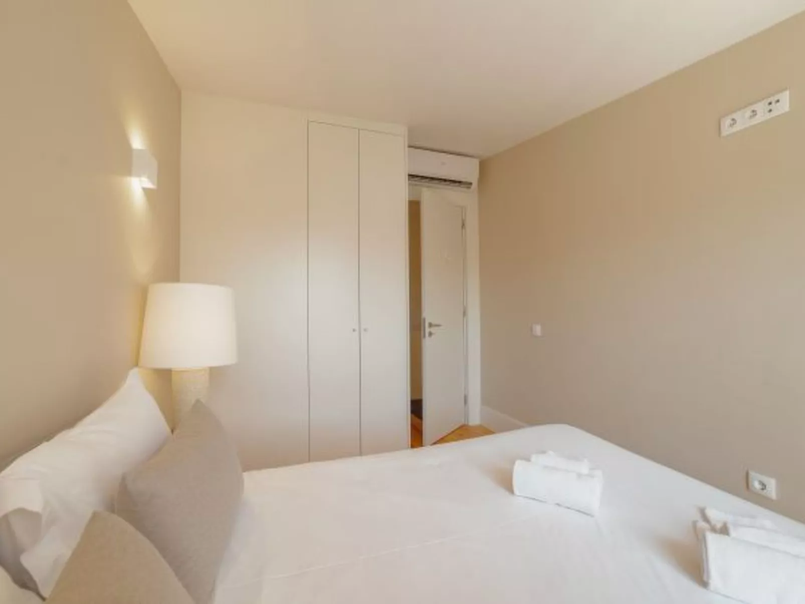 BOAVISTA PREMIUM II DUPLEX TERRACE by VACATIONY - Binnen