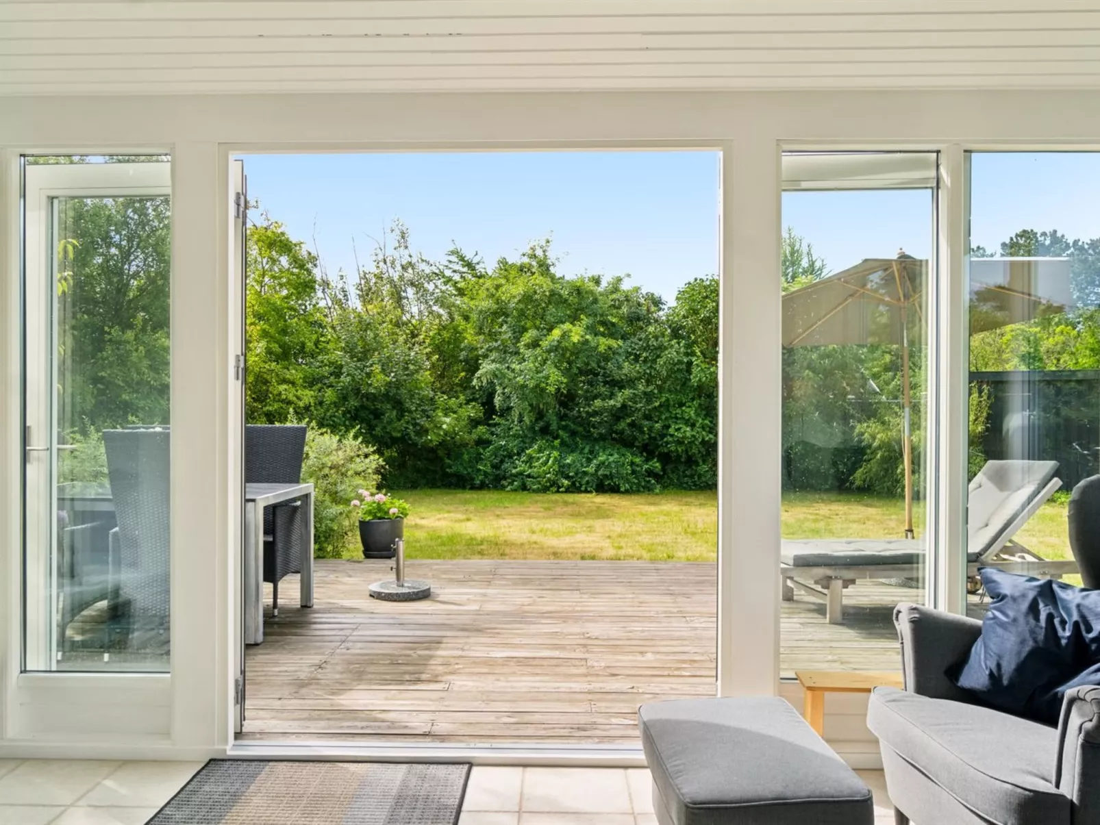 "Manko" - 250m from the sea - Binnen