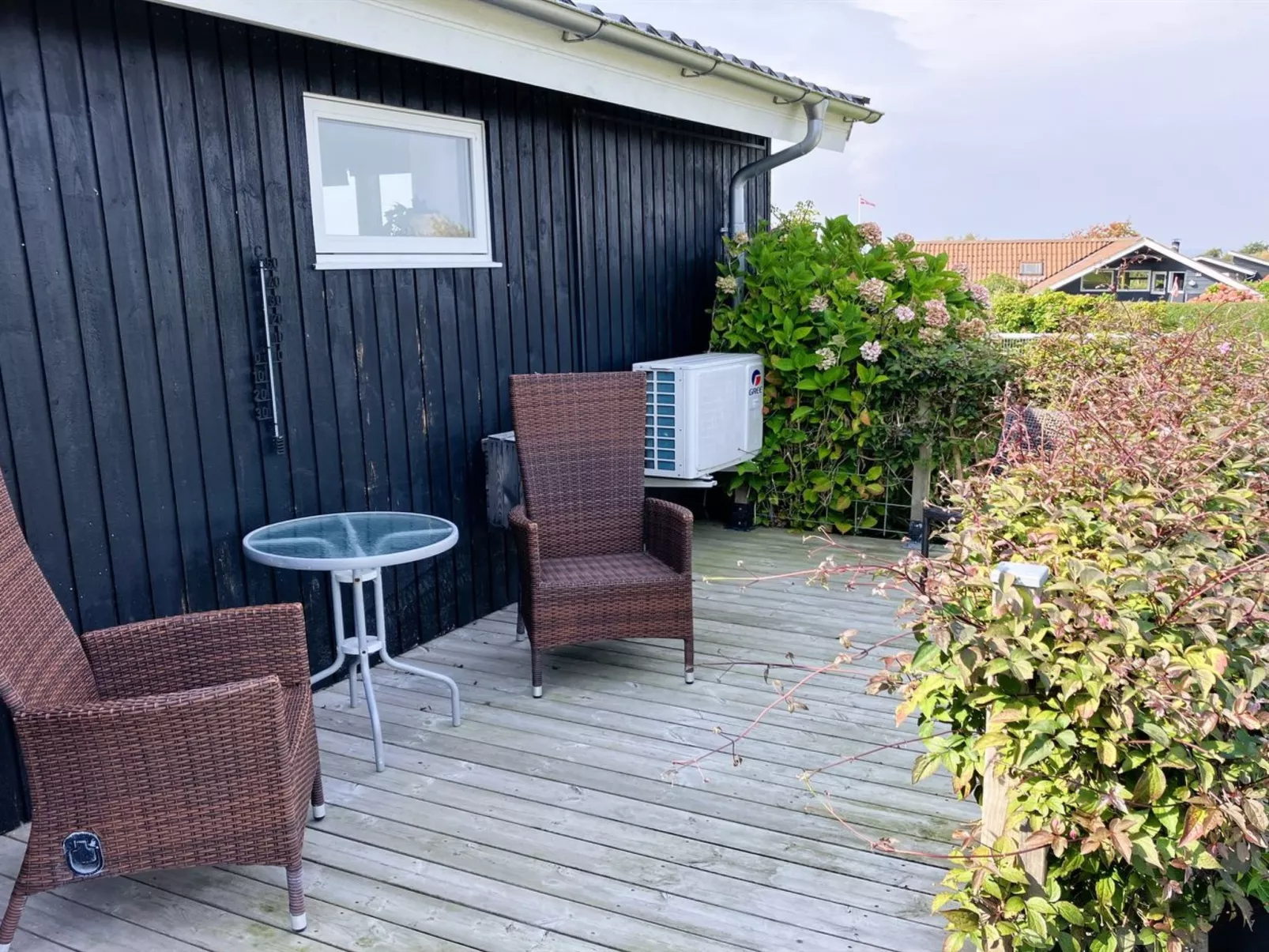 "Carlene" - 350m from the sea - Buiten