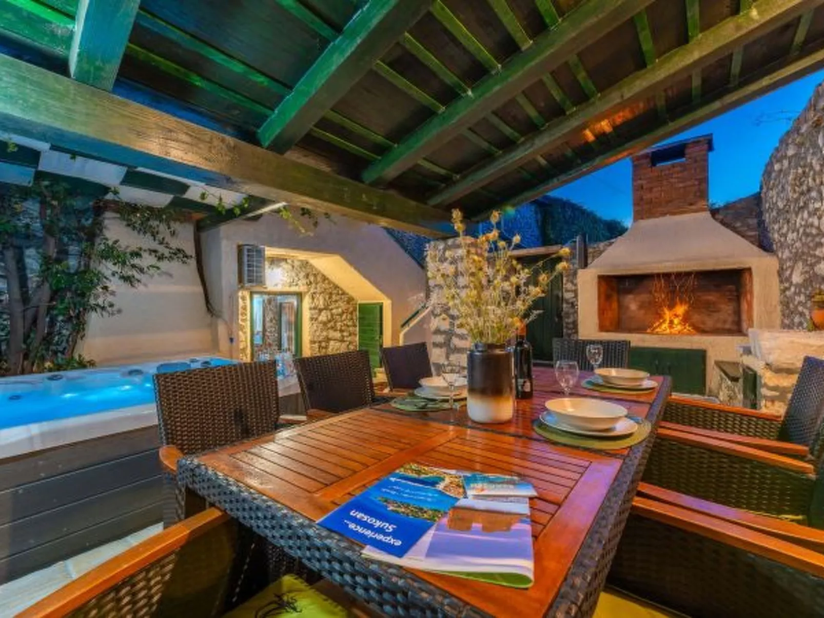 Stone Holiday house Zara with jacuzzi - Image-tags.info