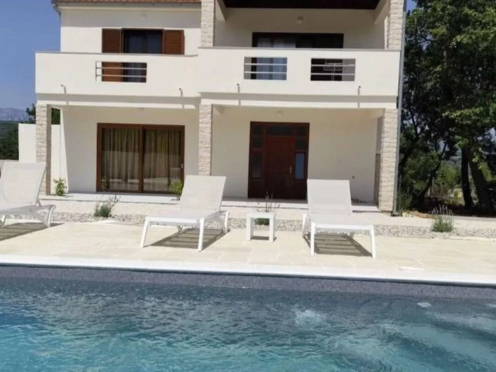 Zen Garden Villa with heated pool - Image-tags.info