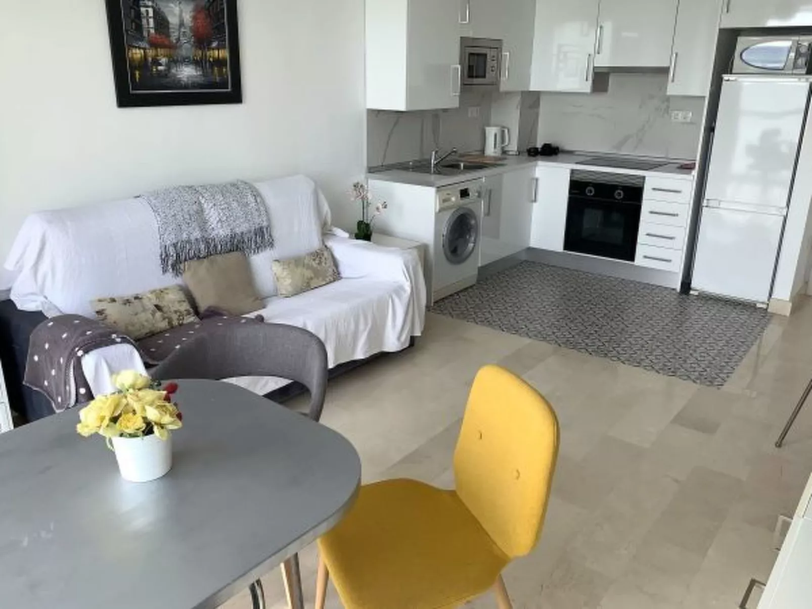 APARTAMENTO PLAYA POSTIGUET - Binnen