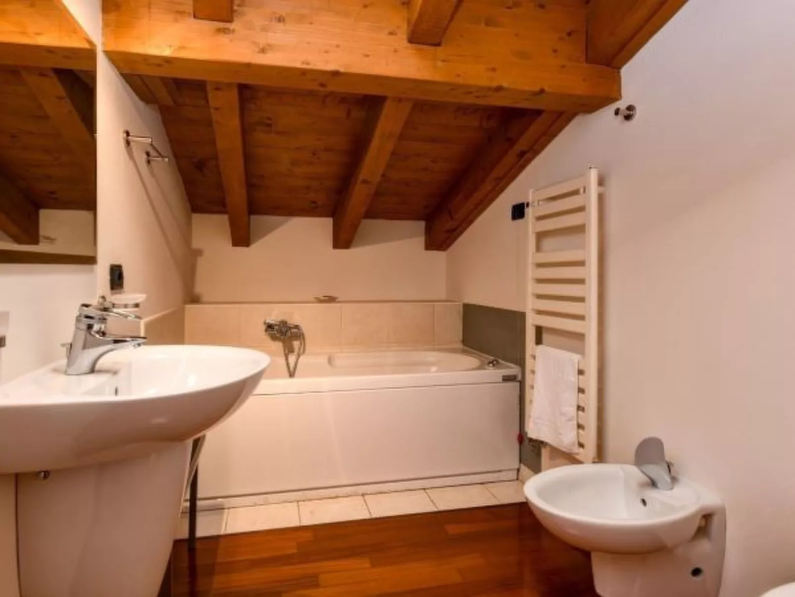 DesenzanoLoft Paradise Lake View - Image-tags.info