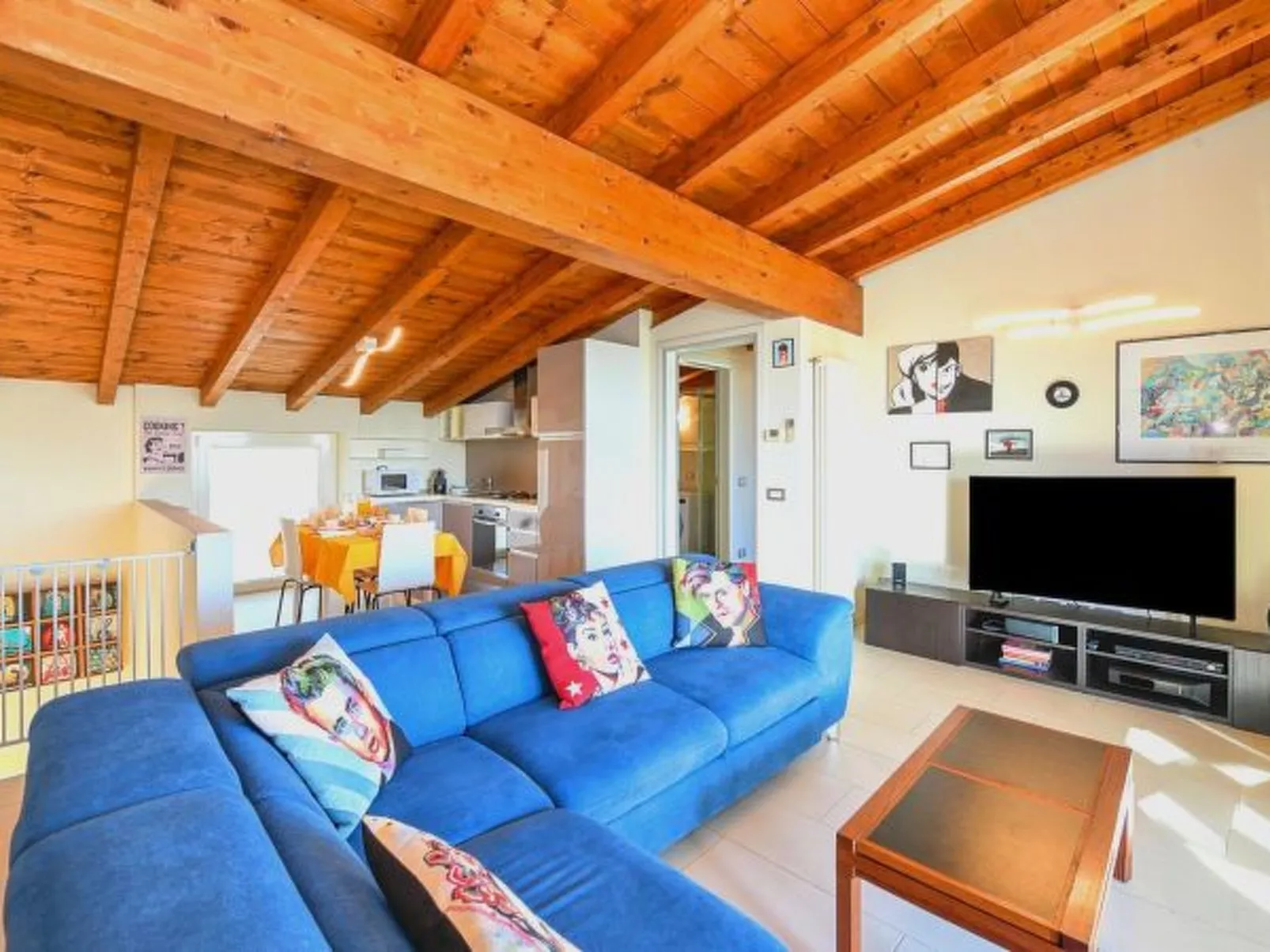 Desenzanoloft Surfing on the Lake - Image-tags.info