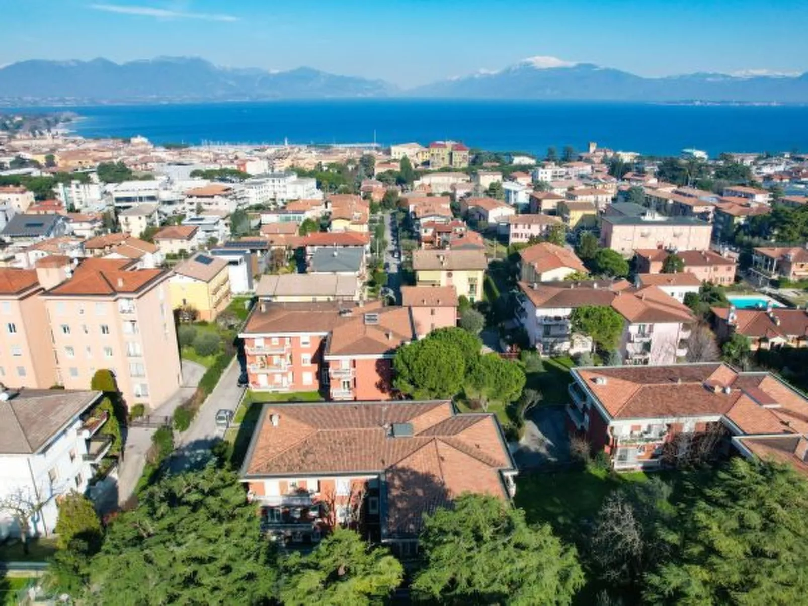 DesenzanoLoft Green Family Apartment - Image-tags.info