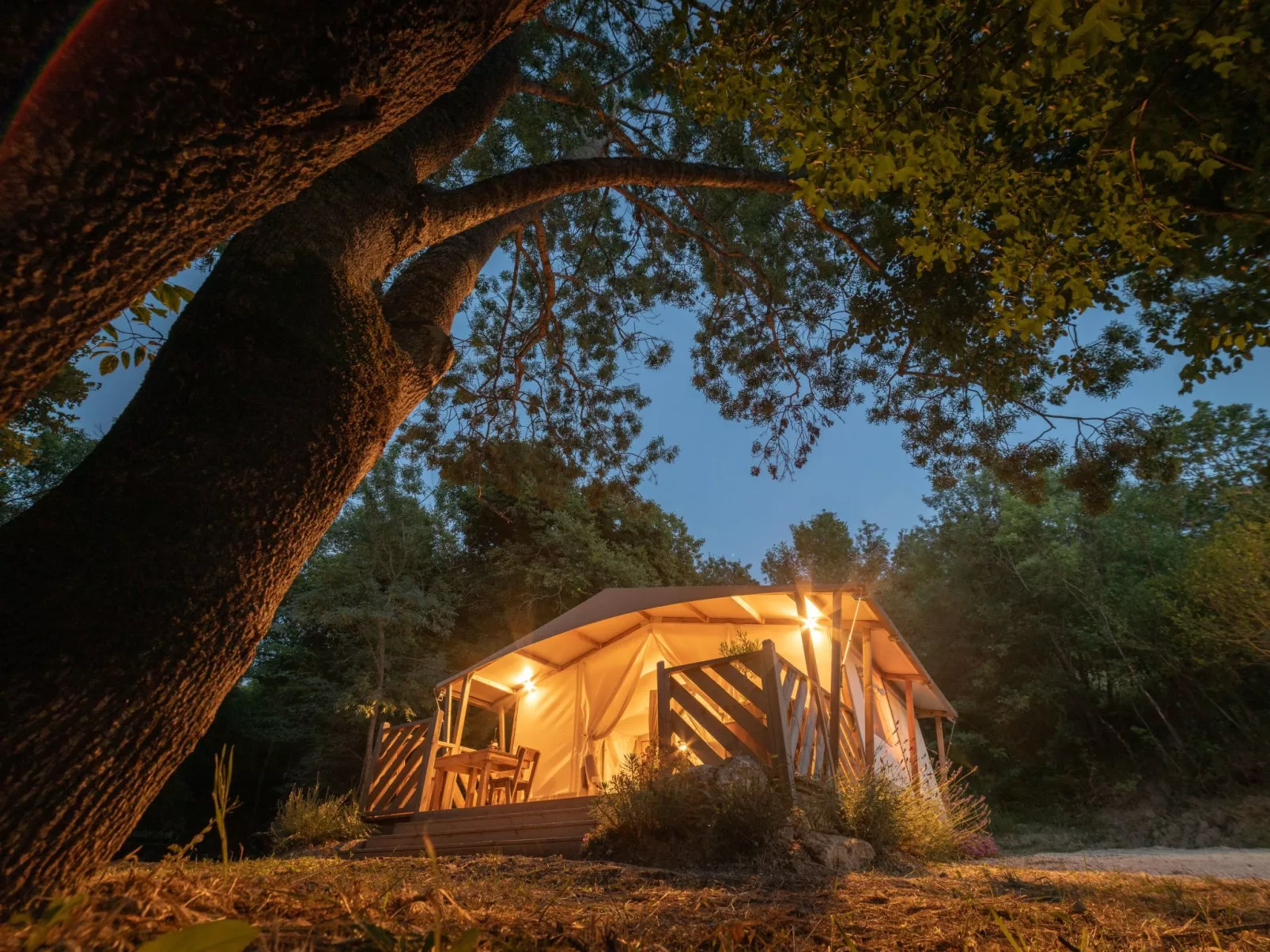 Glamping La Tenda di Lorenzo mit privatem Pool - Buiten