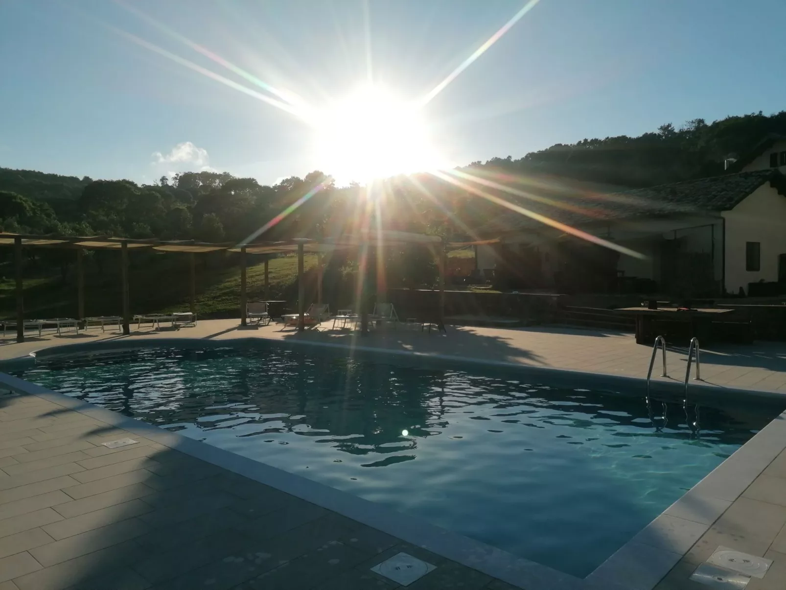 Landgut mit Blick auf das Wasser - Buiten