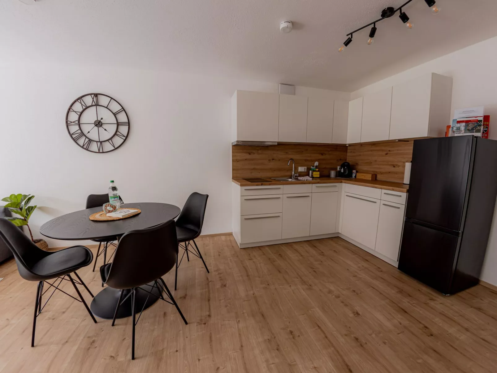 Come4Stay Passau - 2 Zimmer - bis zu 4 Gäste - Image-tags.info