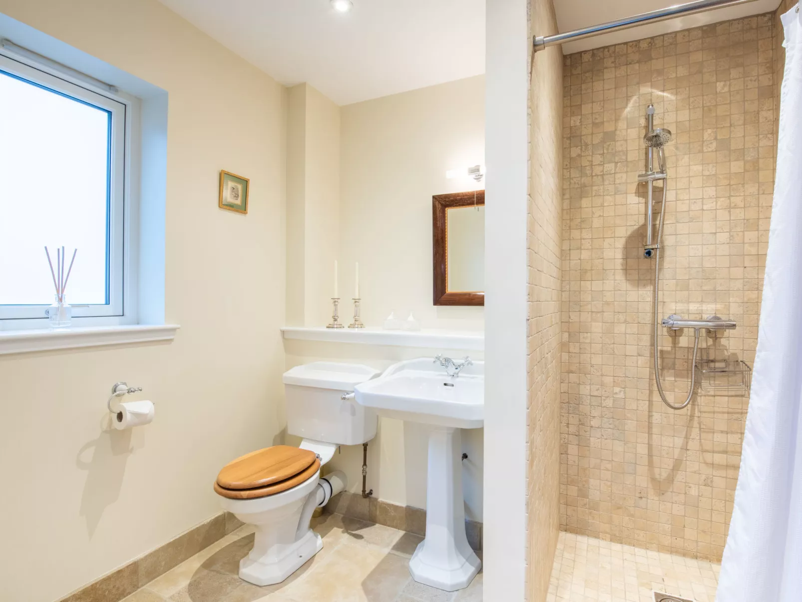 Kennel House - Binnen