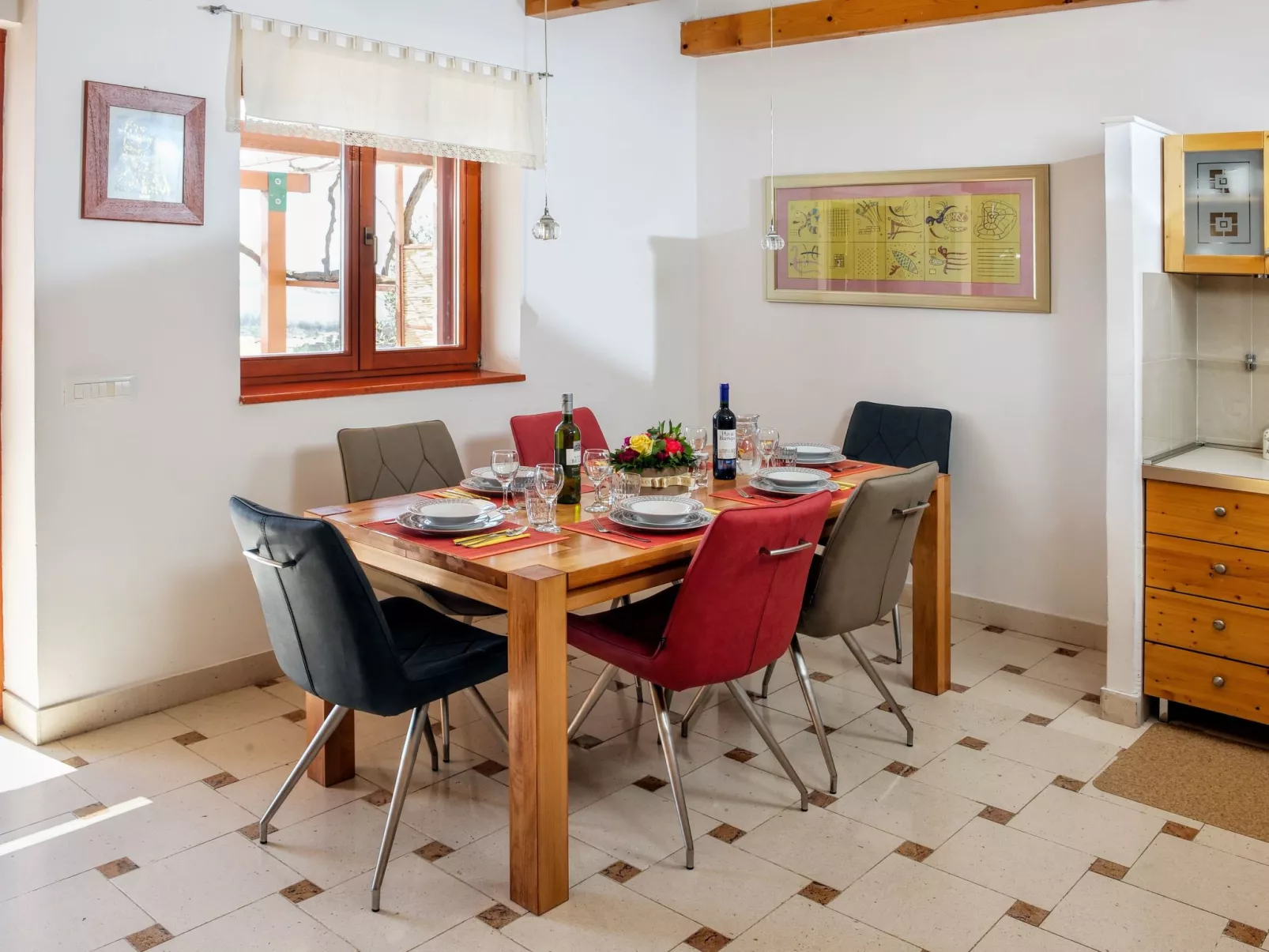 Haus in Mravince mit Whirlpool und Garten - Image-tags.info