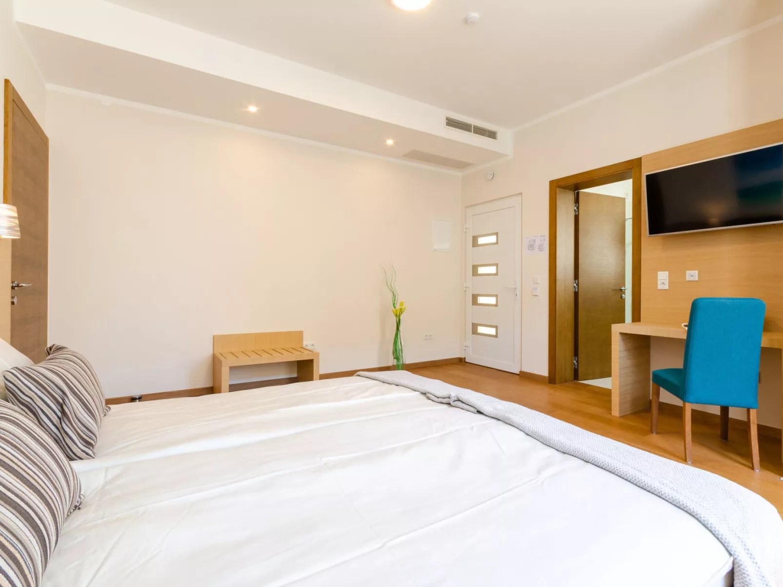 Villa Emilia Soba 101 / HR-10058-04 - Image-tags.info