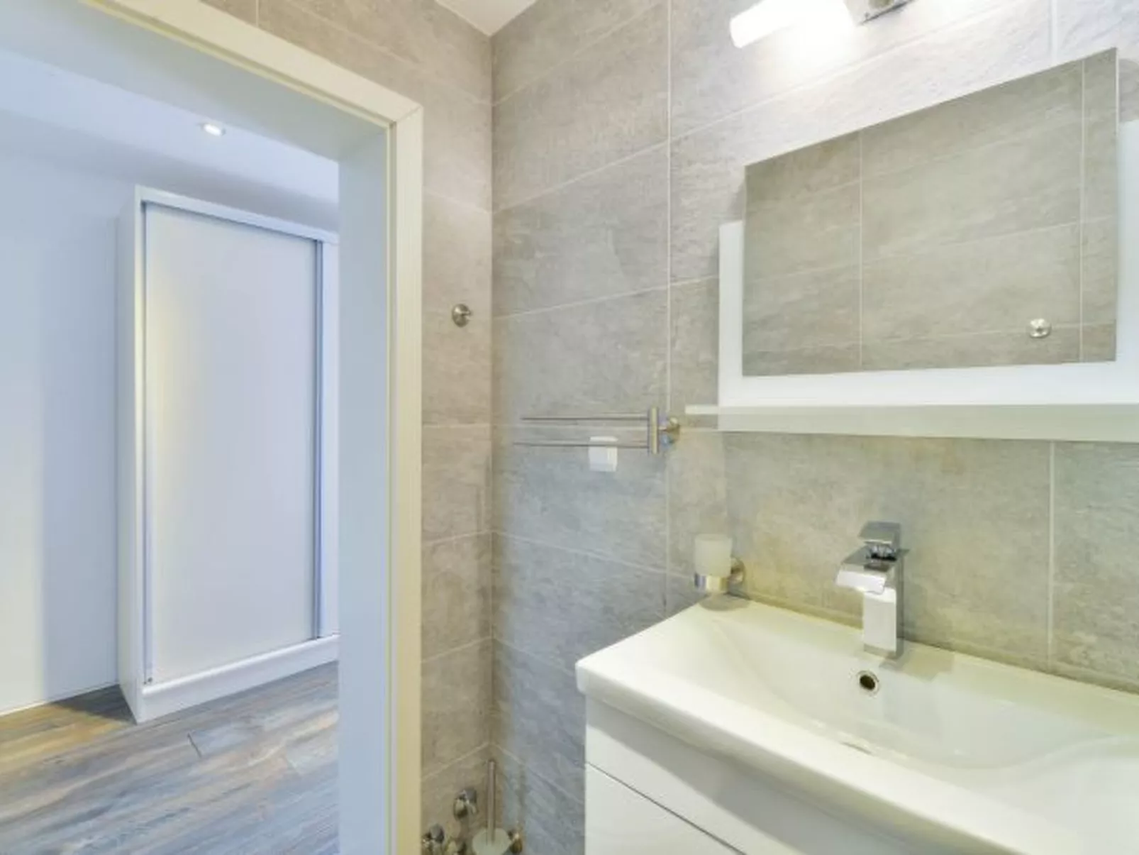 Holiday home Viktoria with pool - Image-tags.info