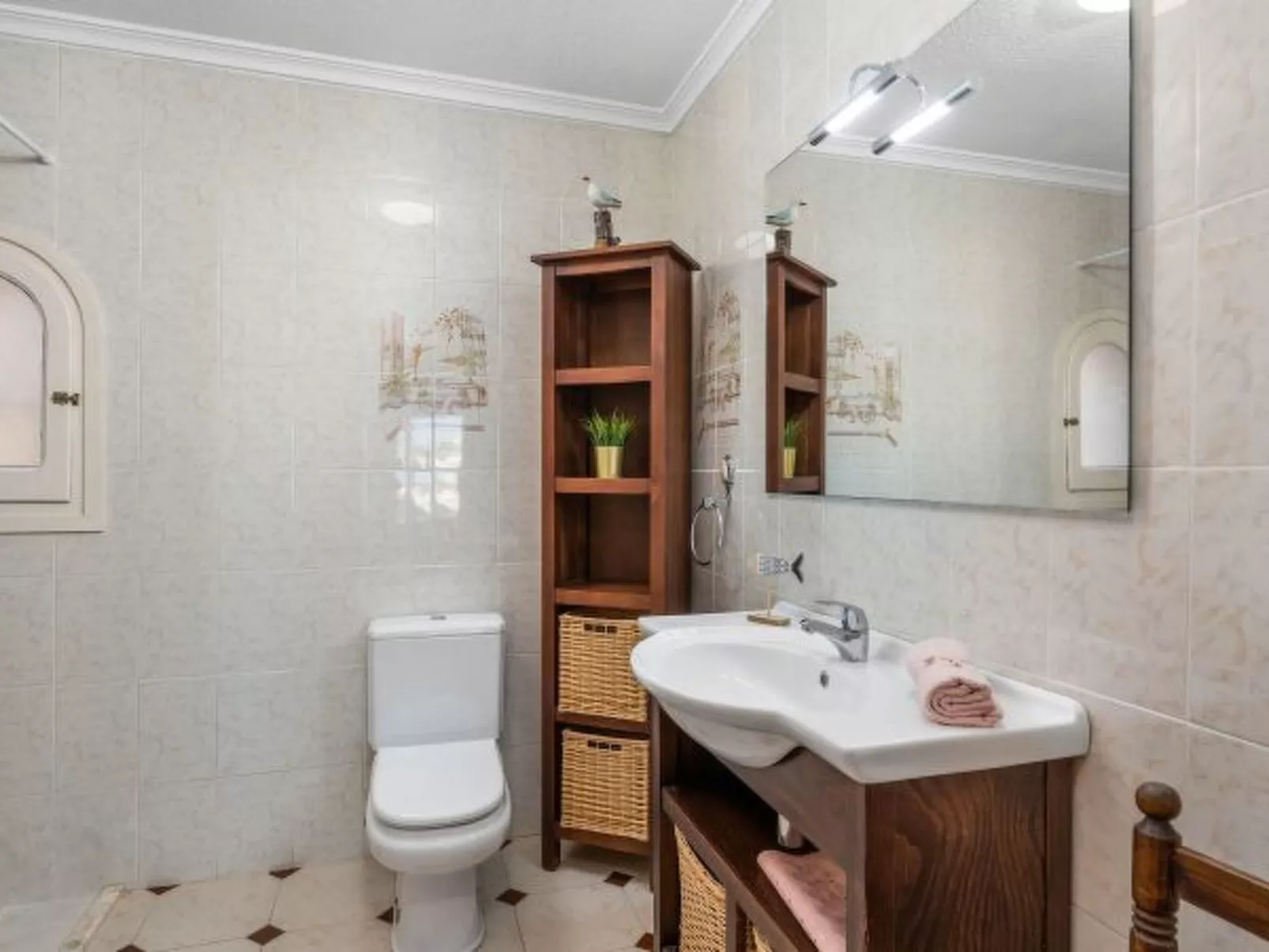 Villa Aloe - Plus - Image-tags.info