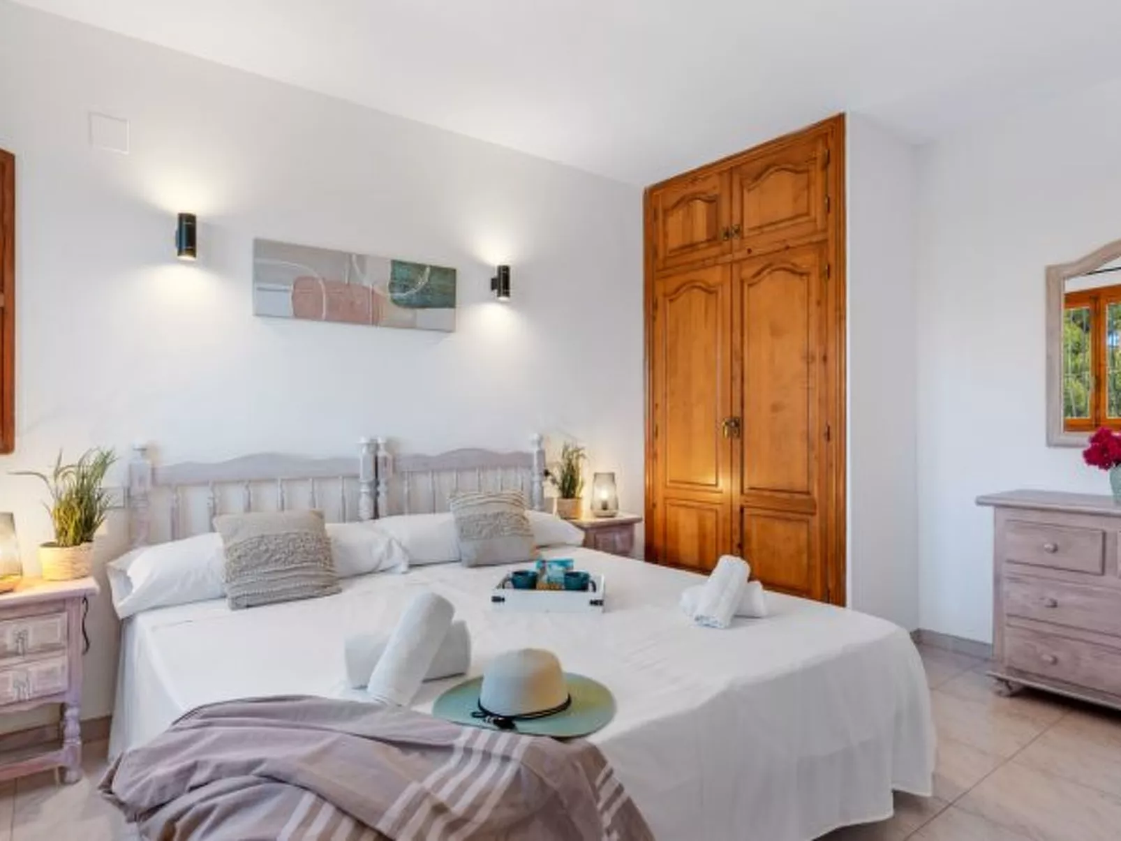 Villa Agudin - PlusHolidays - Image-tags.info