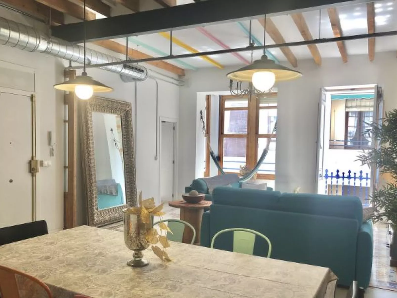 APART. GRANDE Y LUMINOSO EN EL CENTRO DE ALICANTE - Binnen