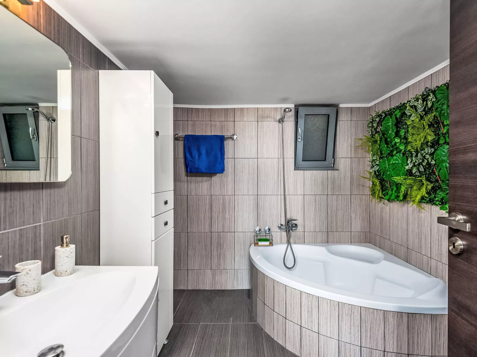 Villa Articiano mit Whirlpool und herrlicher Aussicht - Binnen