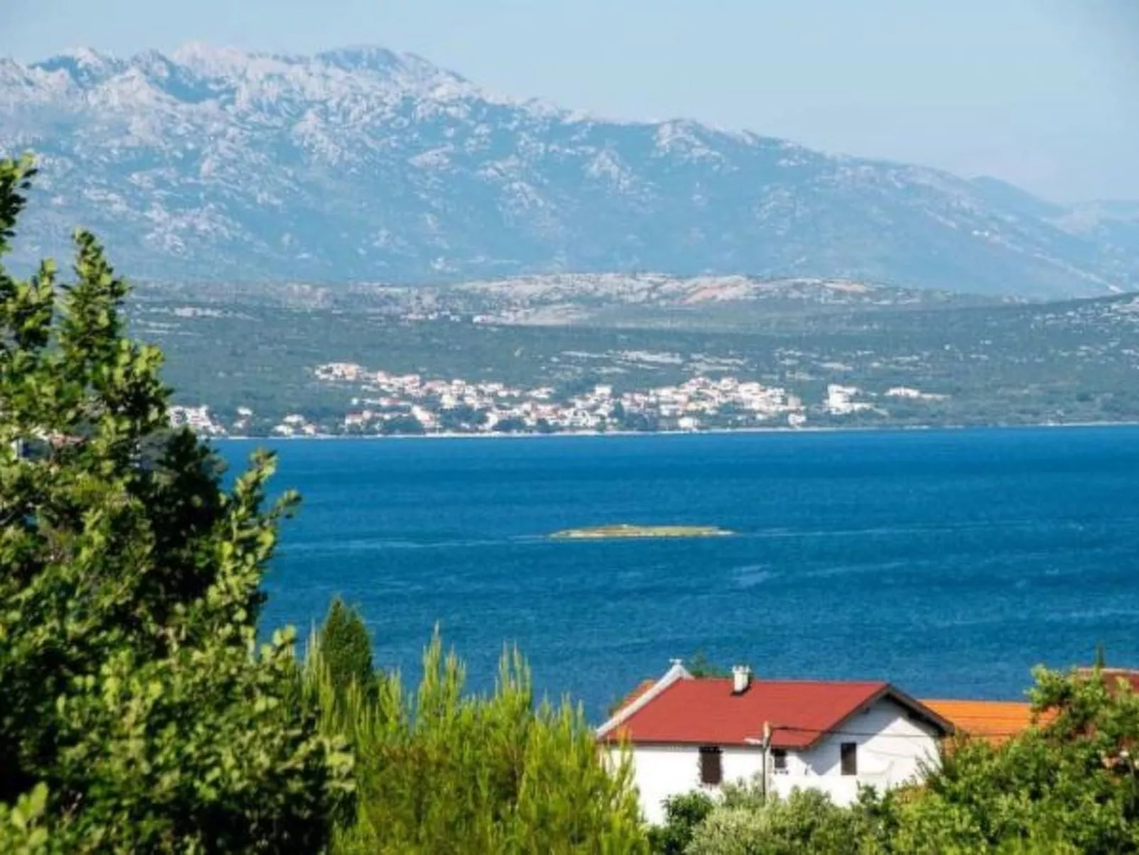 Zen Garden Villa with heated pool - Image-tags.info