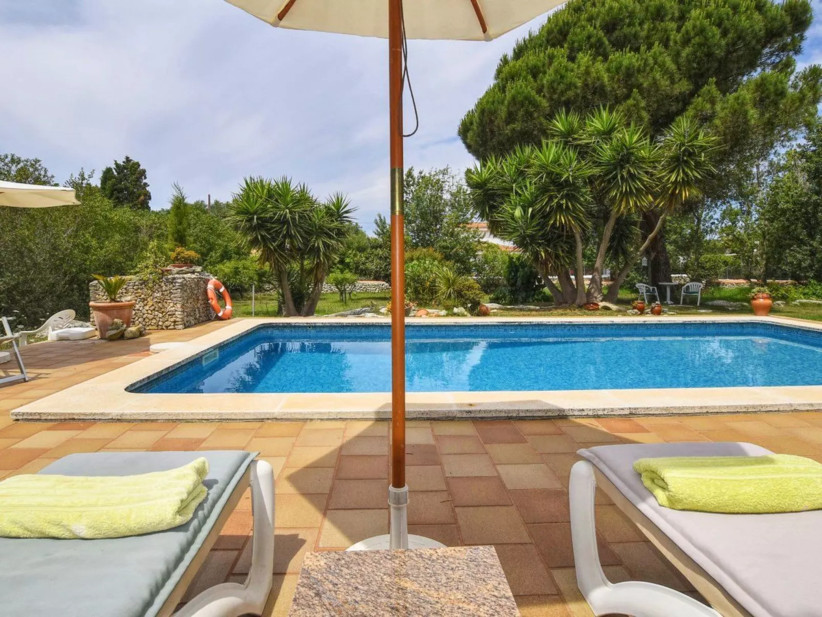 Traditionelles Landhaus 6 km vom Meer entfernt - Buiten