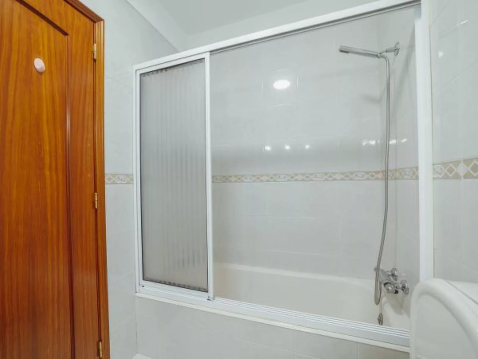 MATOSINHOS CENTER PREMIUM APARTMENT by VACATIONY - Binnen