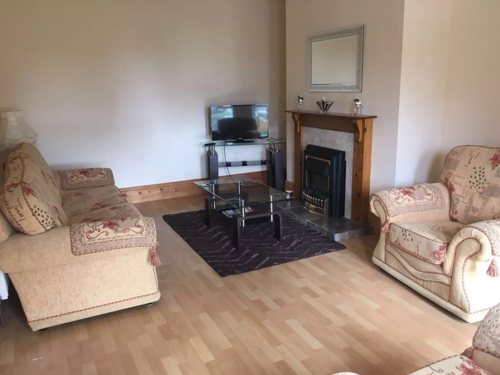 Mit eigenem Garten - Binnen