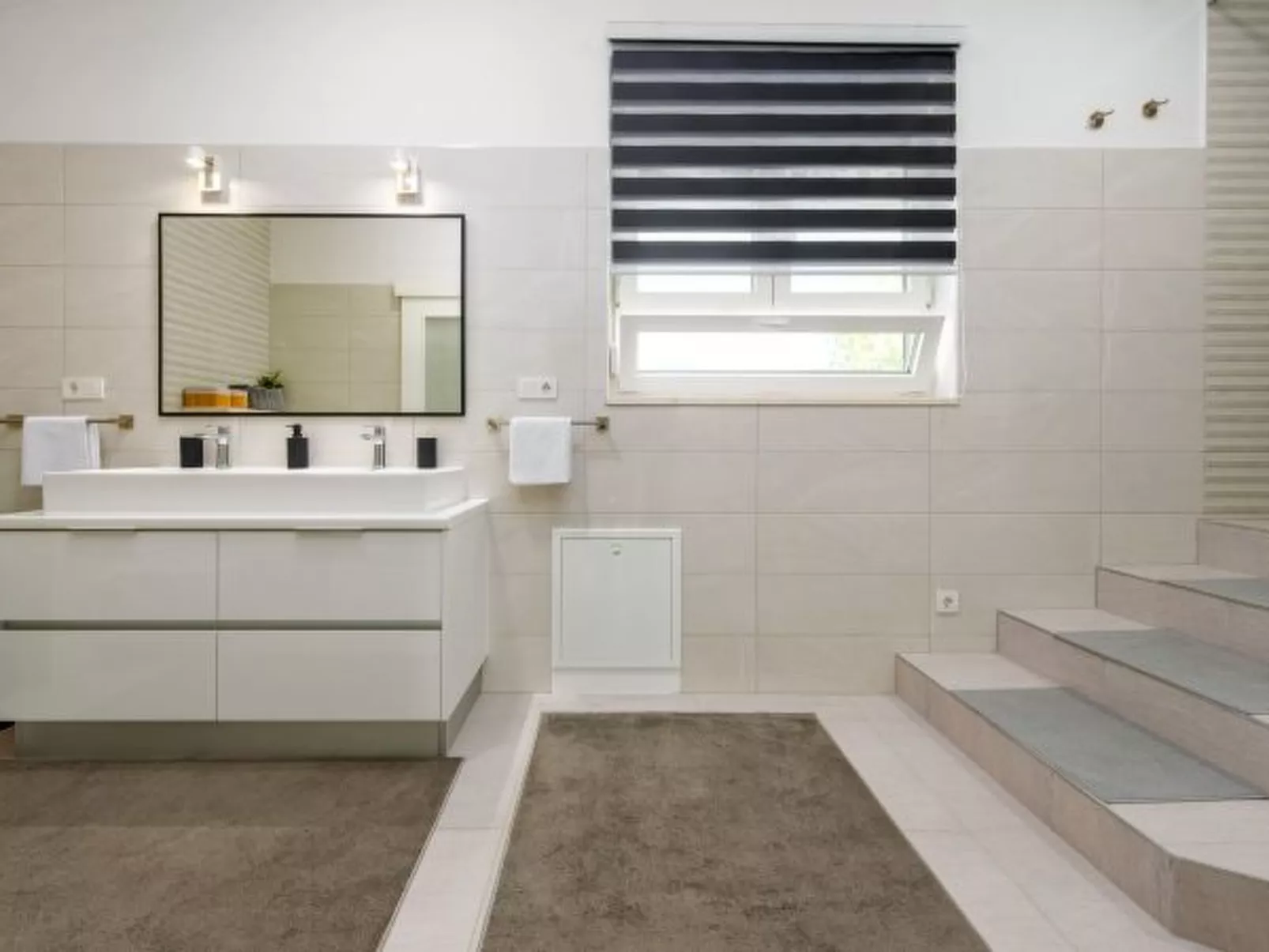 Villa Miranda with pool - Image-tags.info