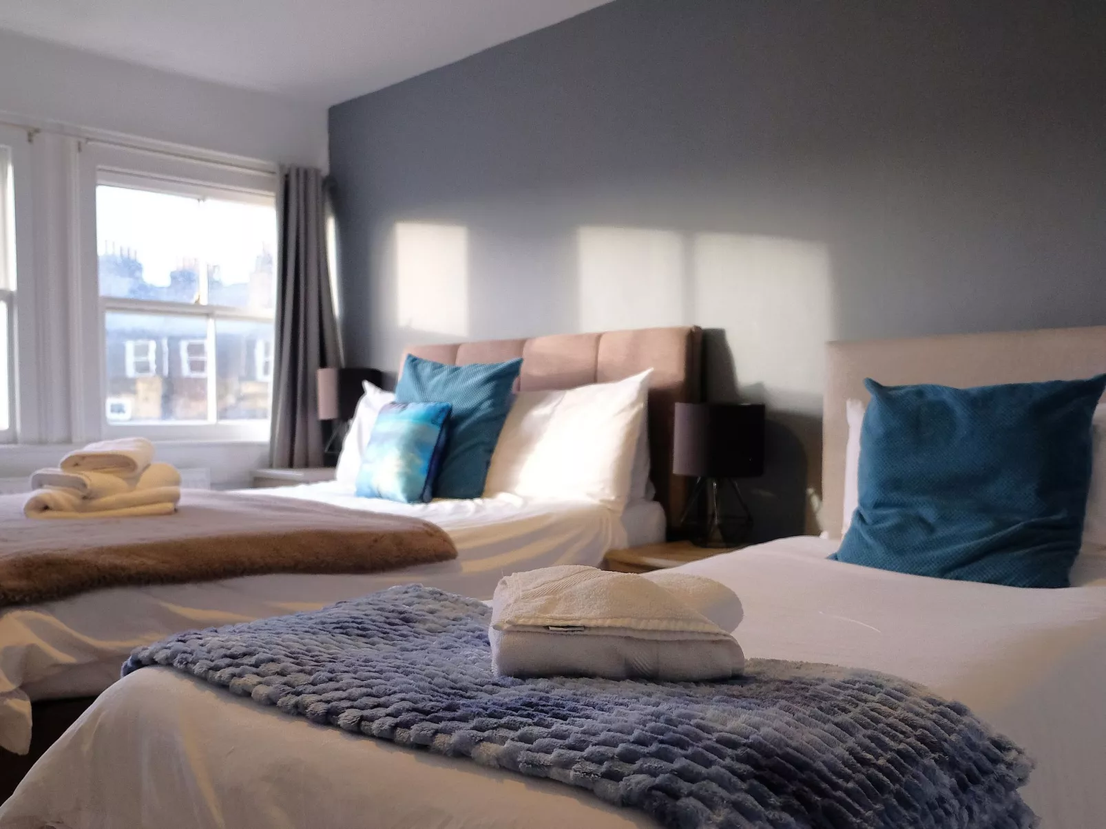 3-Schlafzimmer-Wohnung im georgianischen Stil - beste Lage - 7 Gäste - Binnen