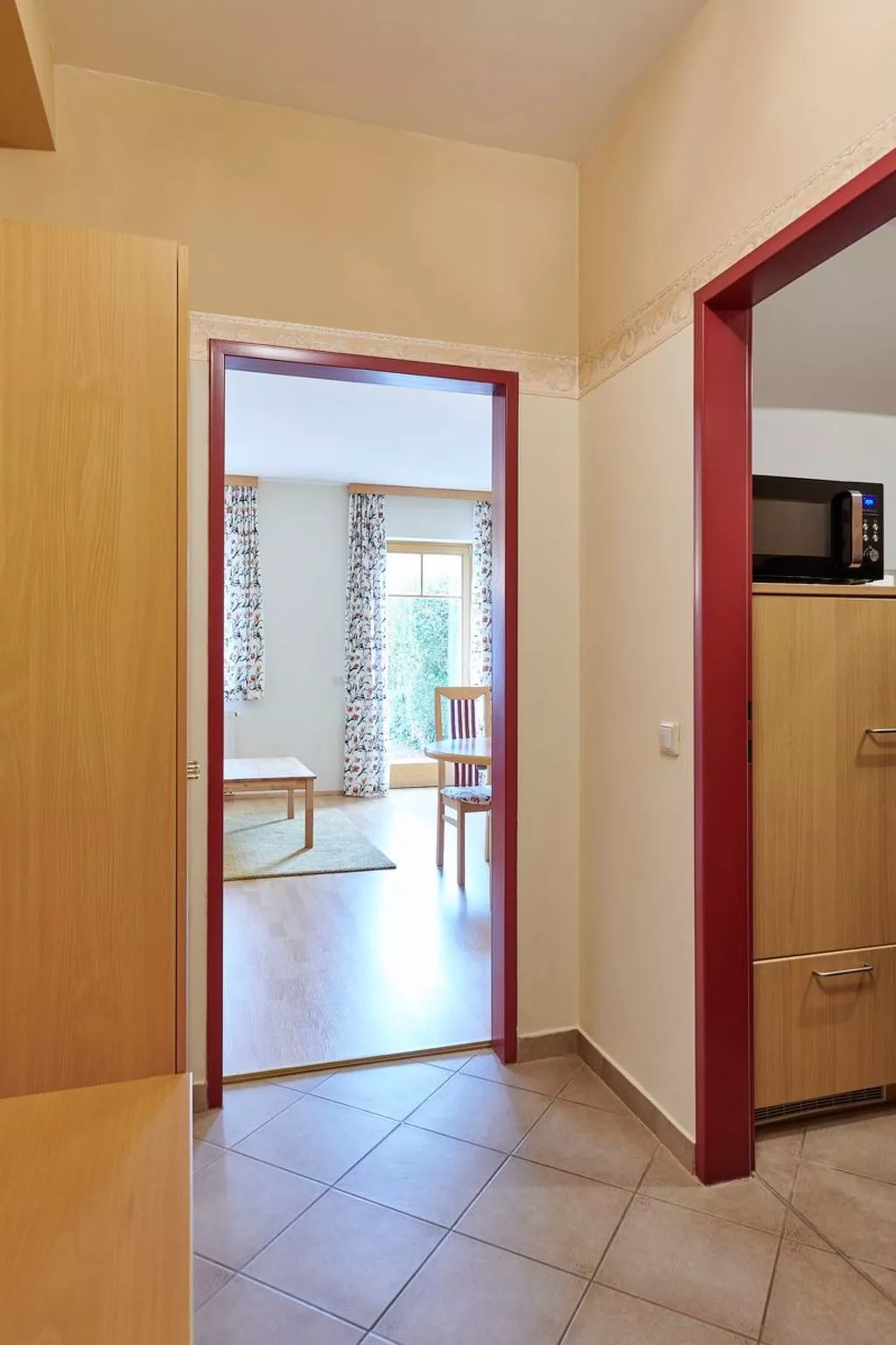 DAS BURGENNEST - Binnen