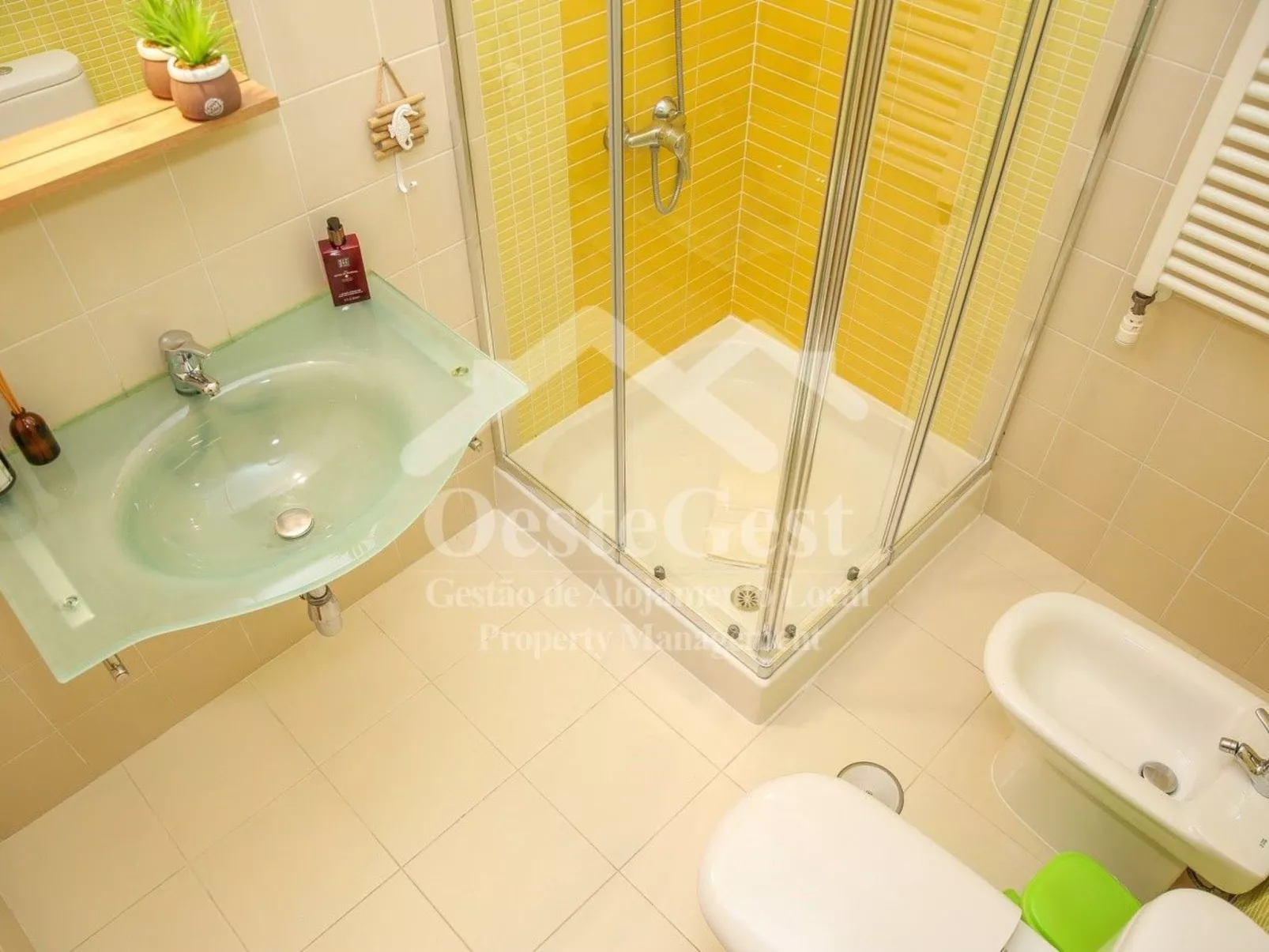 Haus Menezes - Binnen