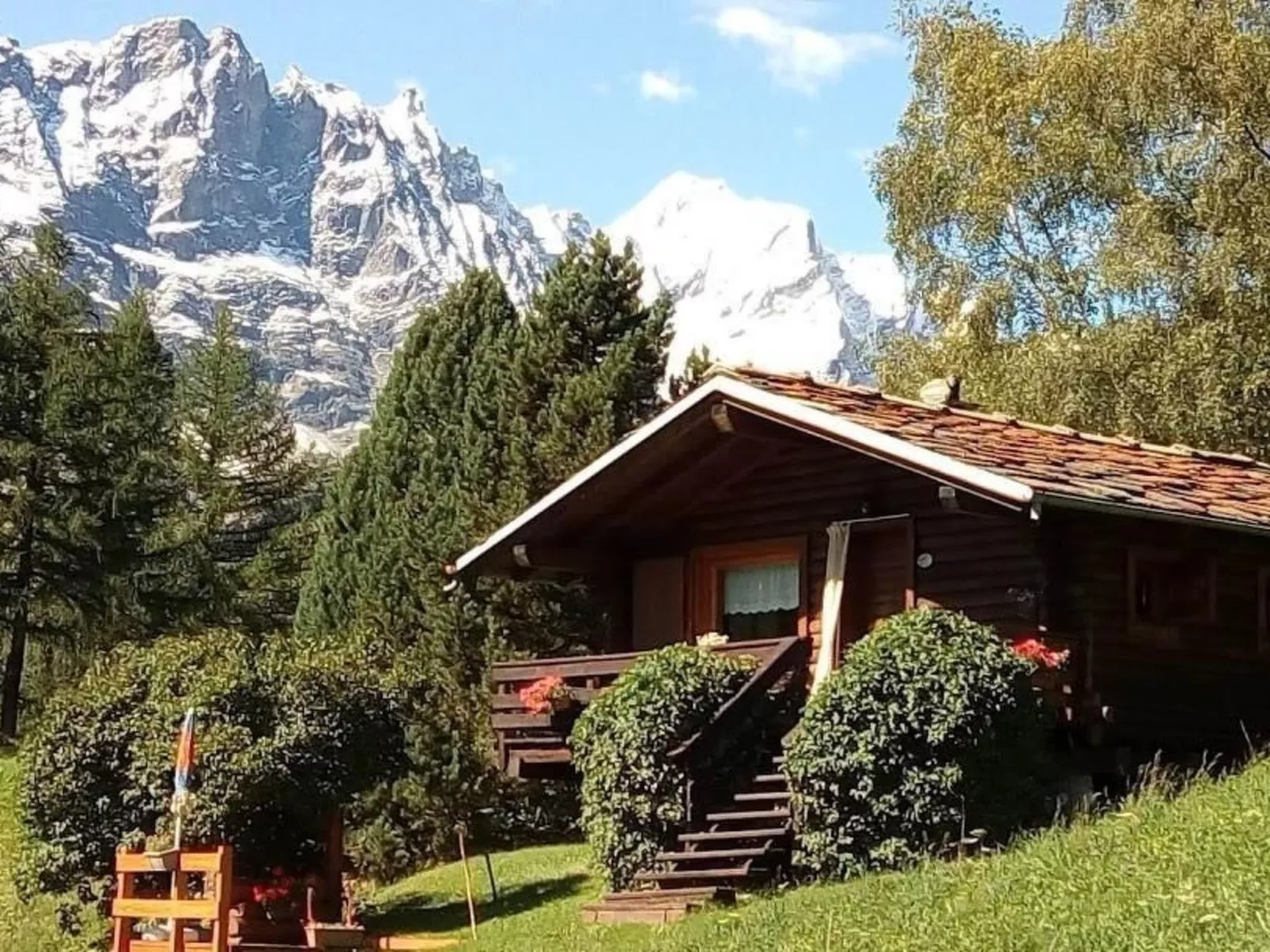 'Lo Chalet' der Balkon über dem Matterhorntal - Buiten