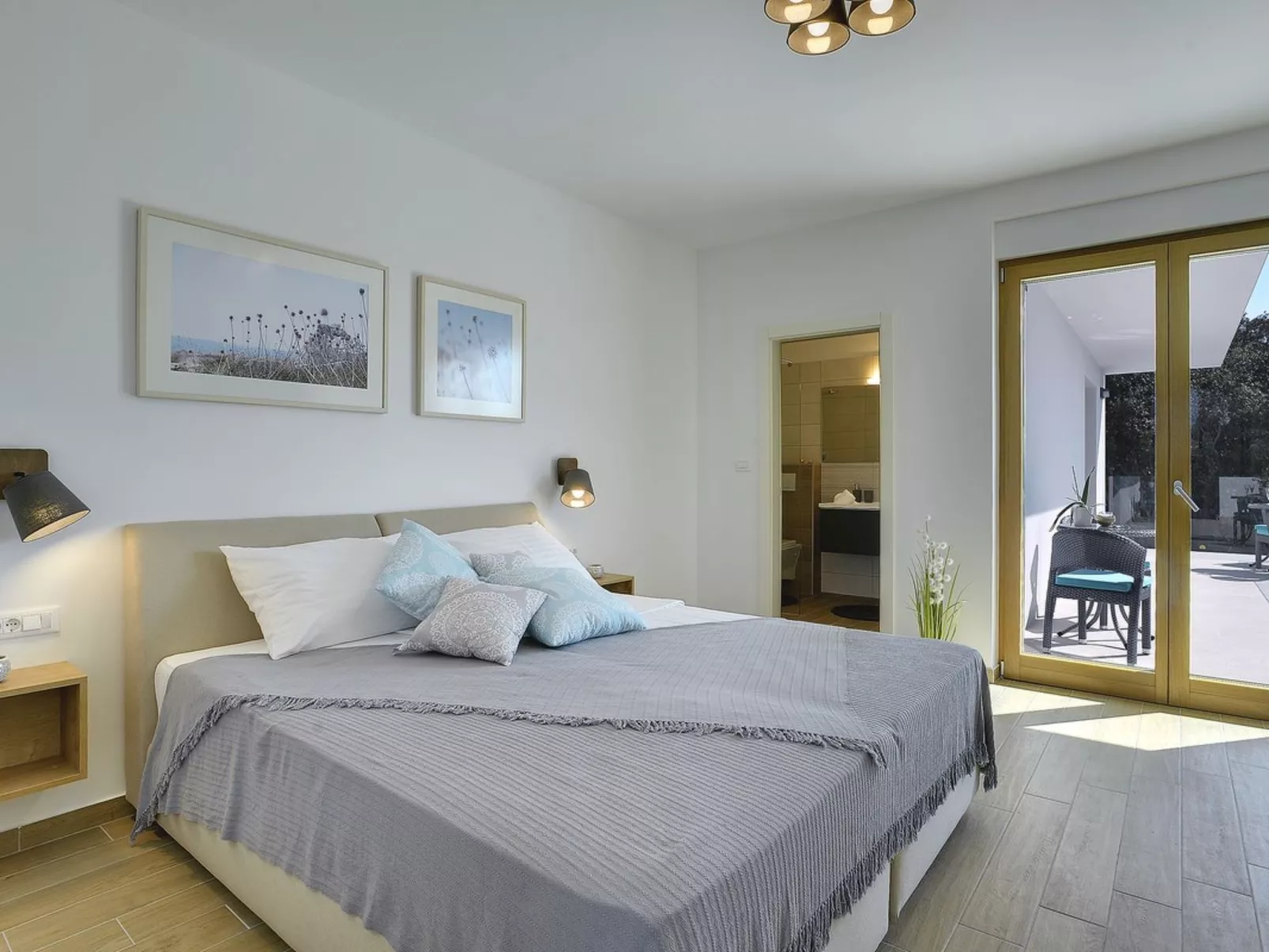 Villa Sail - Image-tags.info