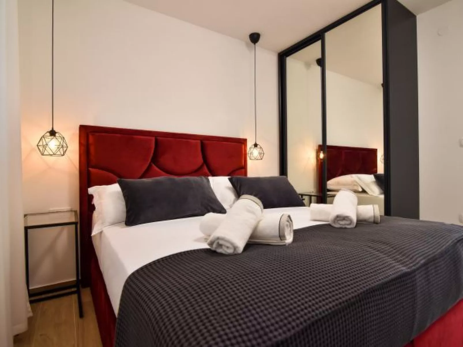 Villa La Perla Apt A1 with heated rooftop pool - Image-tags.info